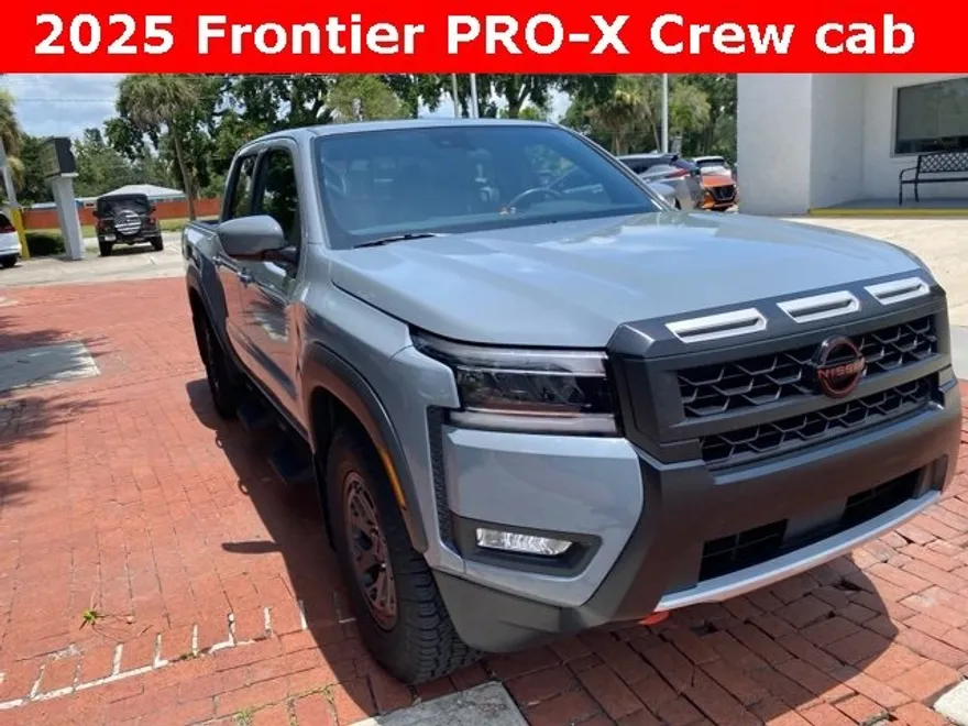 2025 Nissan Frontier PRO-X photo 1