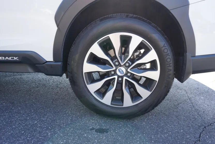 2024 Subaru Outback Limited XT photo 1