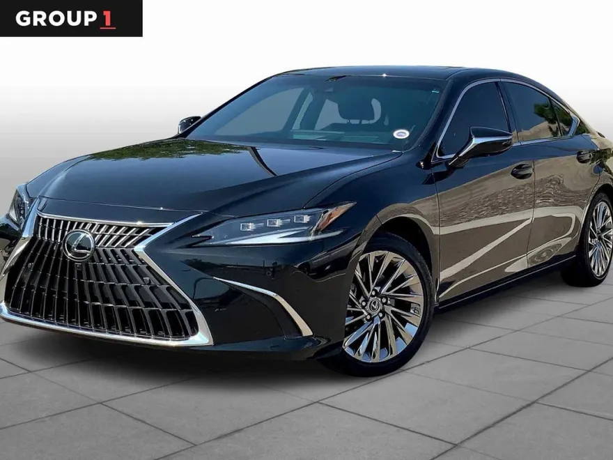 2024 Lexus ES 300h Luxury photo 1
