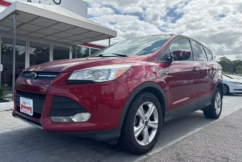 2014 Ford Escape SE photo 1
