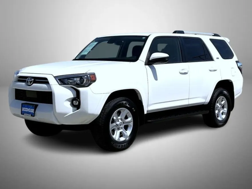2024 Toyota 4Runner SR5 photo 1