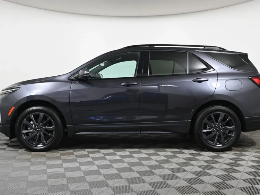 2022 Chevrolet Equinox RS photo 1