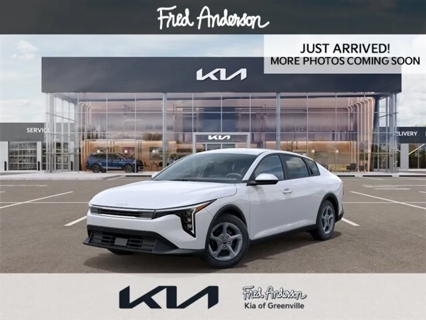 2025 Kia K4 LX photo 1