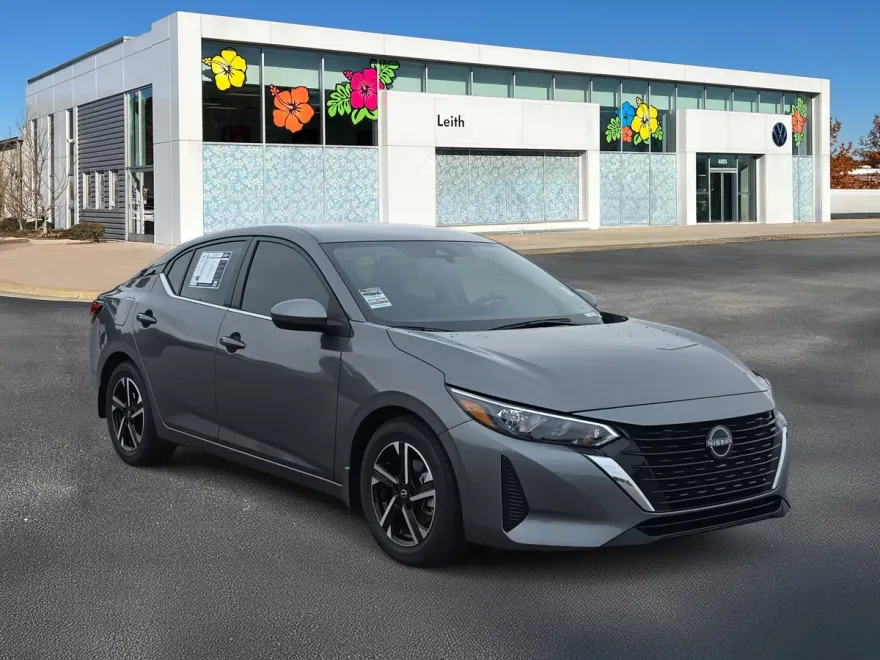 2024 Nissan Sentra SV photo 1