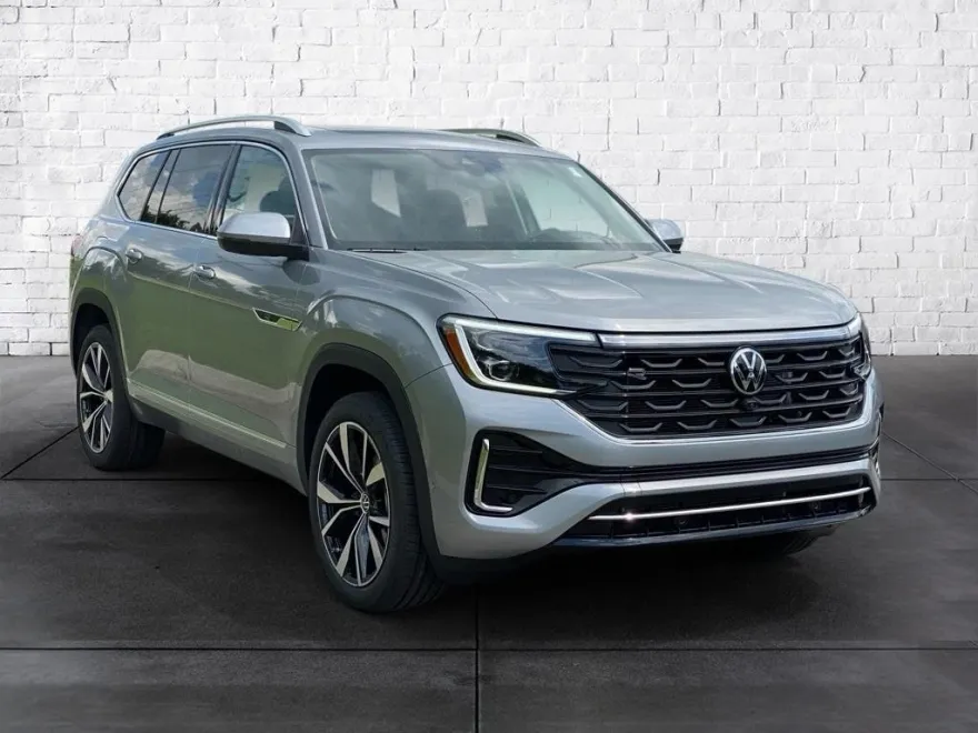 2025 Volkswagen Atlas SEL Premium R-Line photo 1