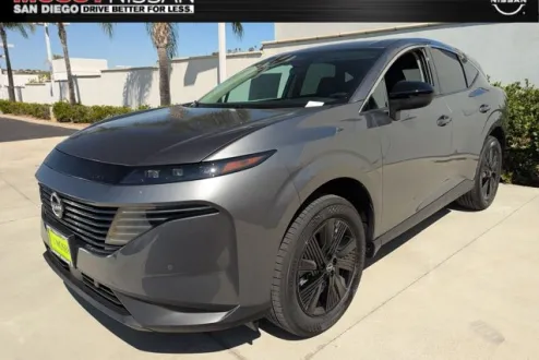 2025 Nissan Murano SL photo 2