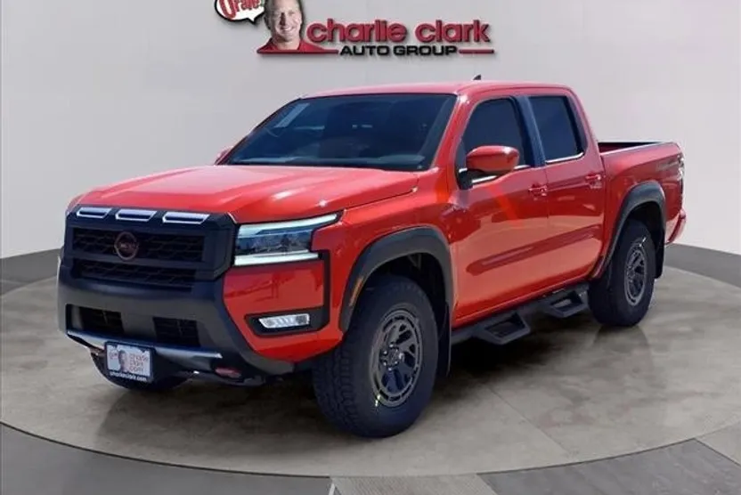 2025 Nissan Frontier PRO-4X photo 1