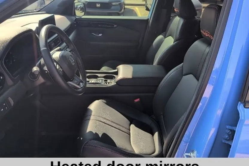 2025 Honda Pilot TrailSport photo 1
