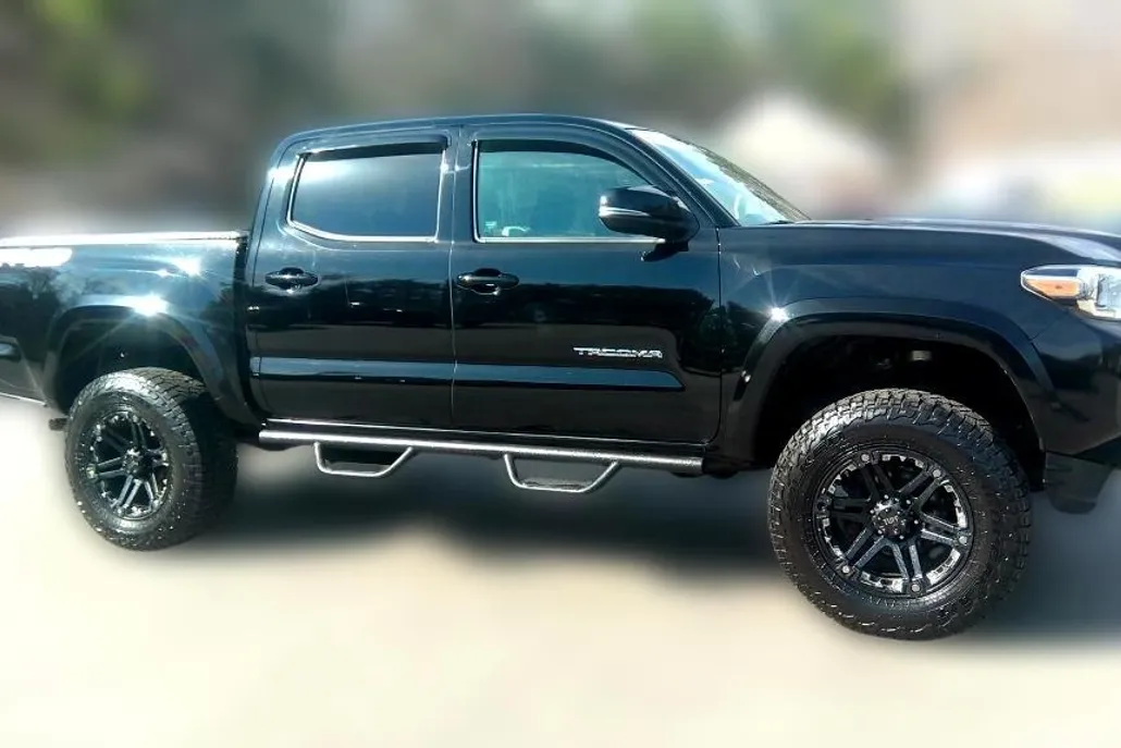 2016 Toyota Tacoma SR5 TRD Sport V6 Double Cab photo 1