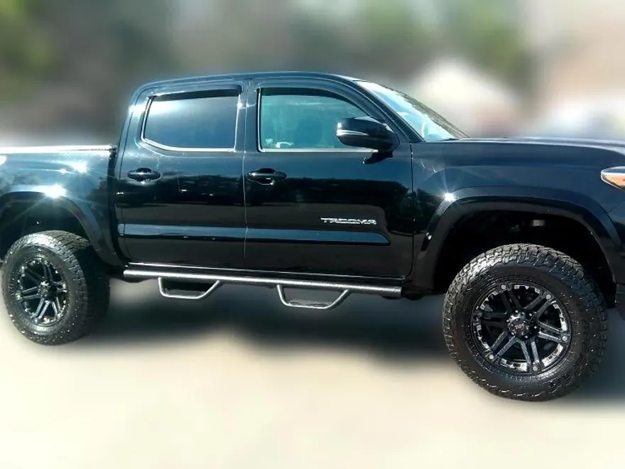 2016 Toyota Tacoma SR5 TRD Sport V6 Double Cab photo 1