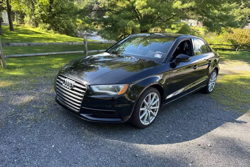 2015 Audi A3 2.0 Premium TDI photo 1