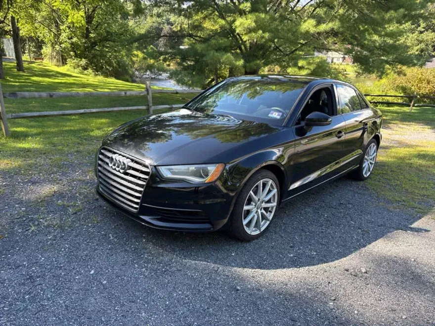 2015 Audi A3 2.0 Premium TDI photo 1