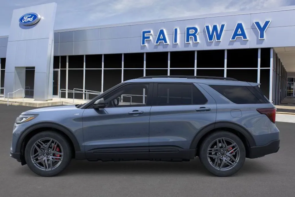 2025 Ford Explorer ST-Line photo 1