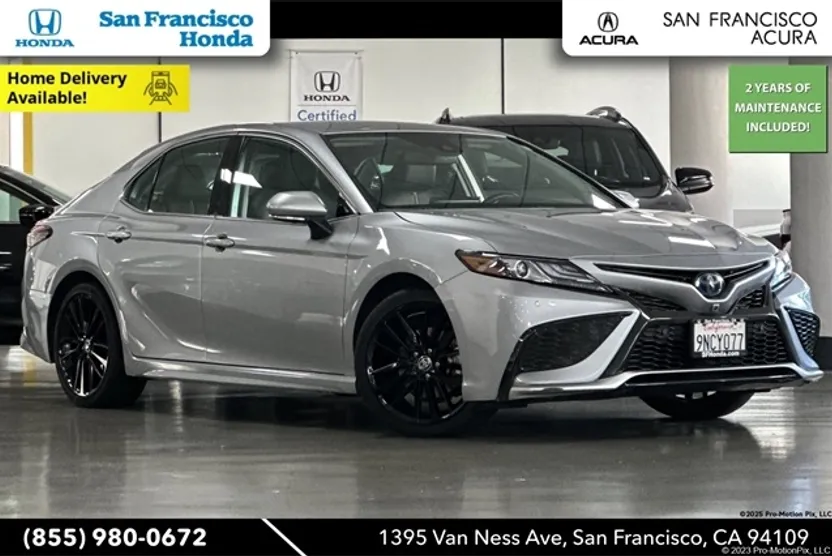 2023 Toyota Camry Hybrid XSE photo 1