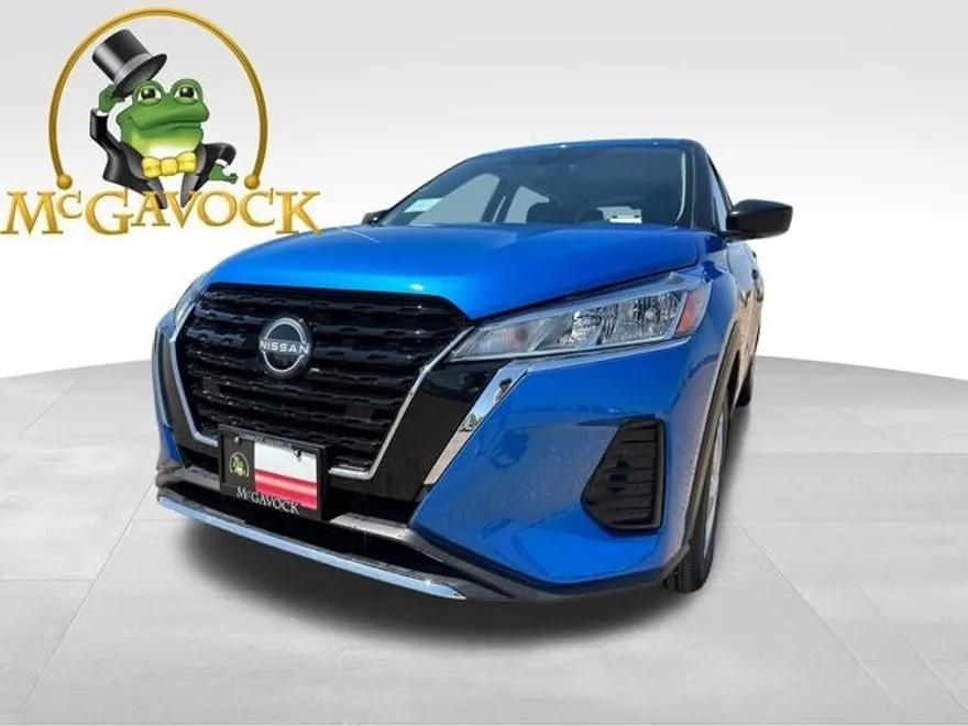 2025 Nissan Kicks Play S photo 1