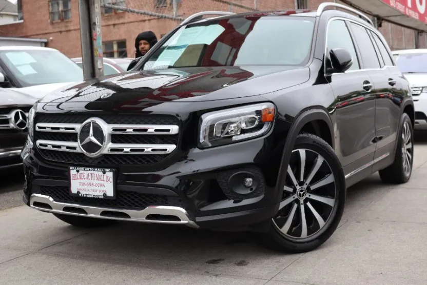 2020 Mercedes Benz GLB 250 4MATIC photo 1