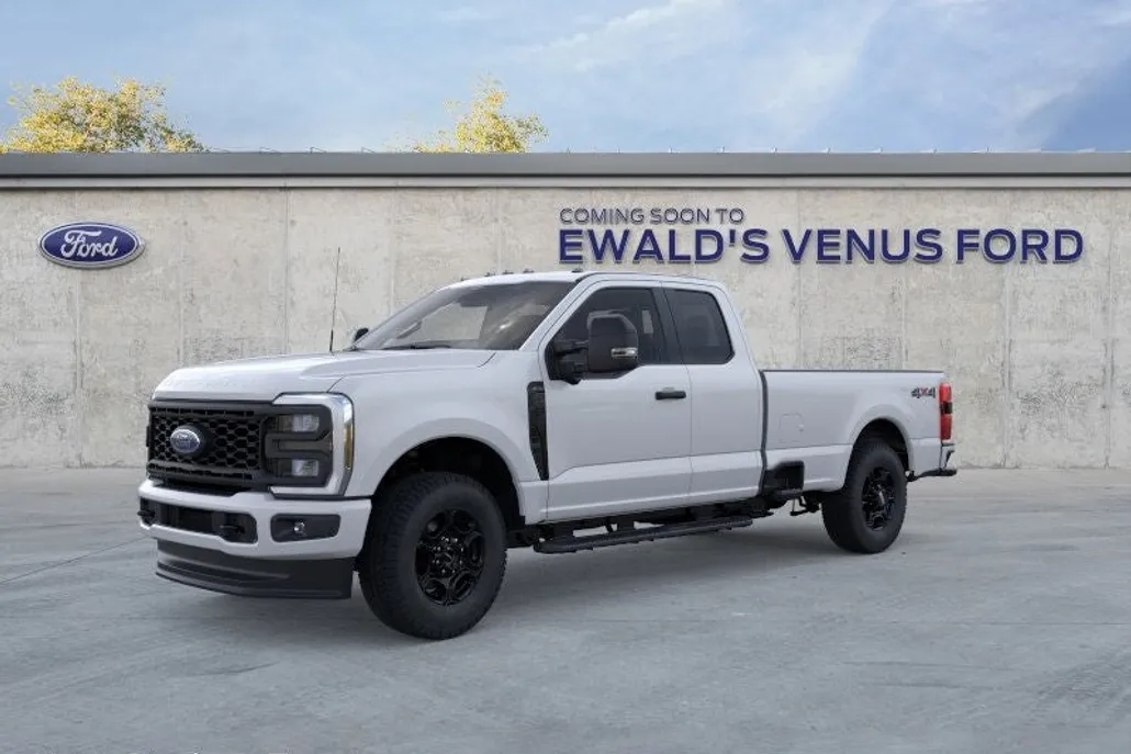 2025 Ford F-250 photo 1