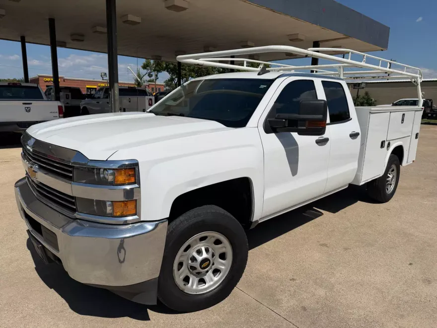 2018 Chevrolet Silverado 3500HD Work Truck photo 1