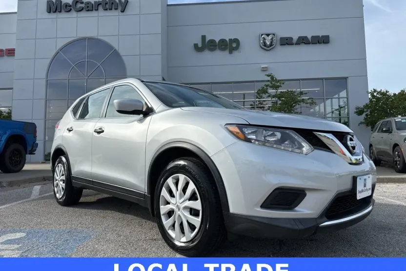 2016 Nissan Rogue S photo 1