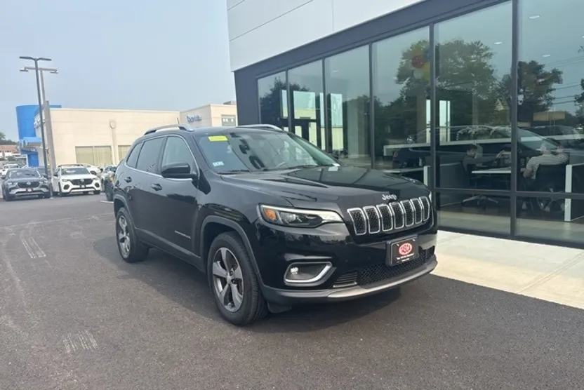 2019 Jeep Cherokee Limited photo 1