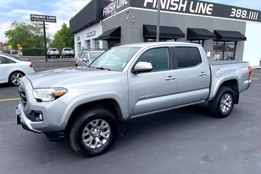 2019 Toyota Tacoma SR5 Double Cab Long Bed V6 4x4 photo 1