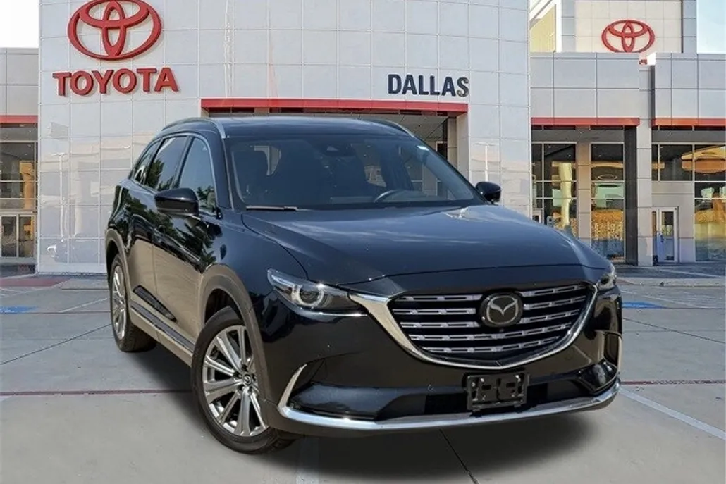 2022 Mazda CX-9 Signature photo 1