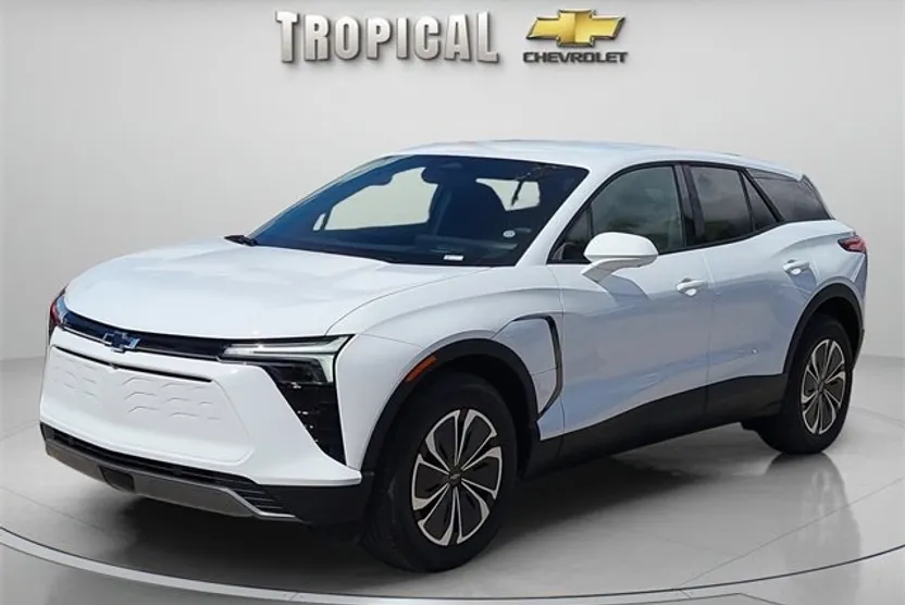 2025 Chevrolet Blazer EV photo 1