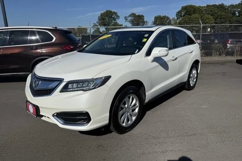 2016 Acura RDX Technology Plus photo 1