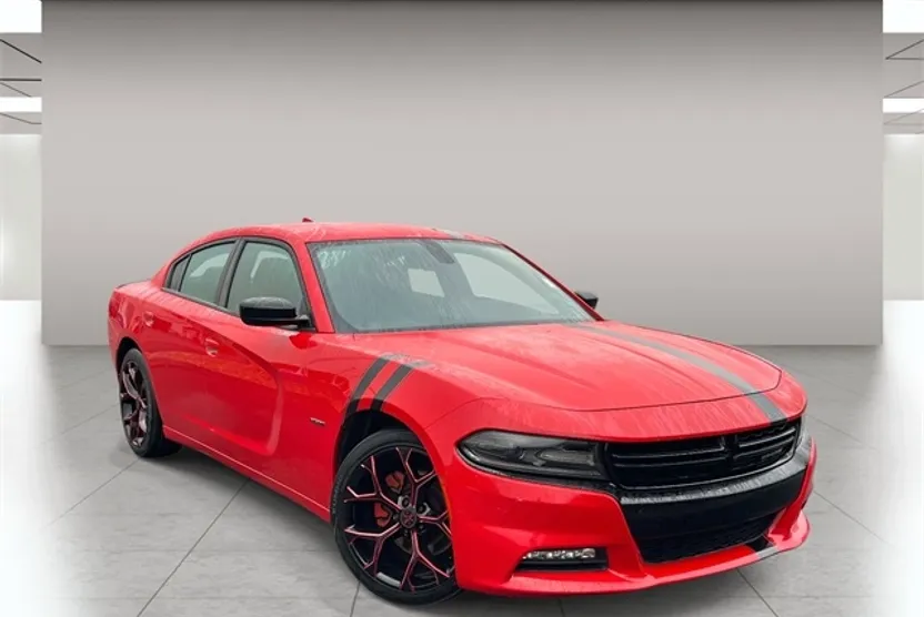 2018 Dodge Charger R/T photo 1