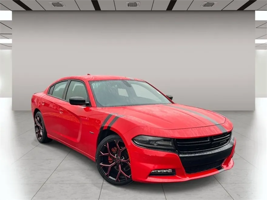 2018 Dodge Charger R/T photo 1