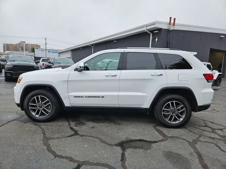 2022 Jeep Cherokee Limited photo 1