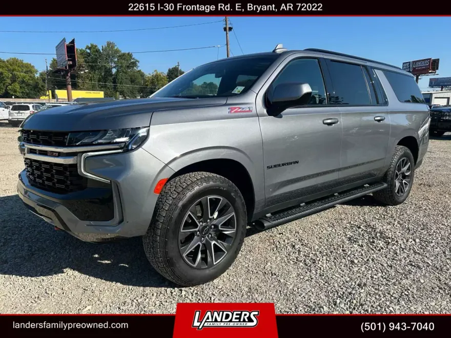 2022 Chevrolet Suburban Z71 photo 1