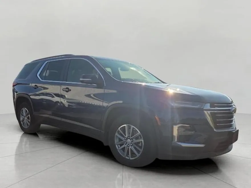 2023 Chevrolet Traverse Leather photo 1