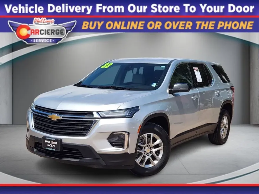 2022 Chevrolet Traverse LS photo 1