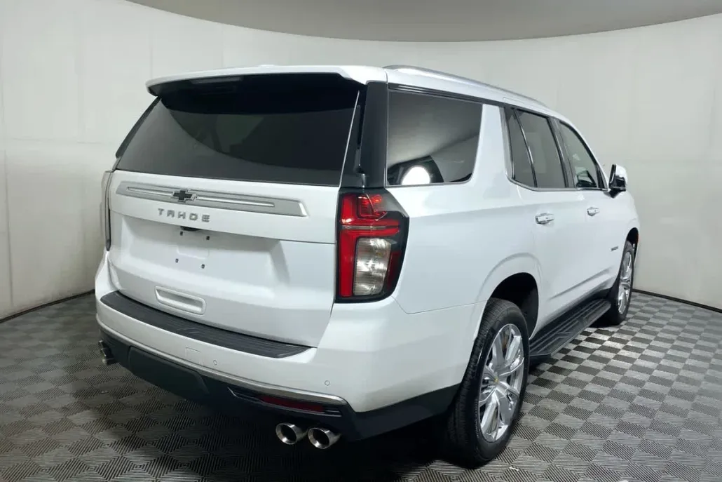 2022 Chevrolet Tahoe High Country photo 1