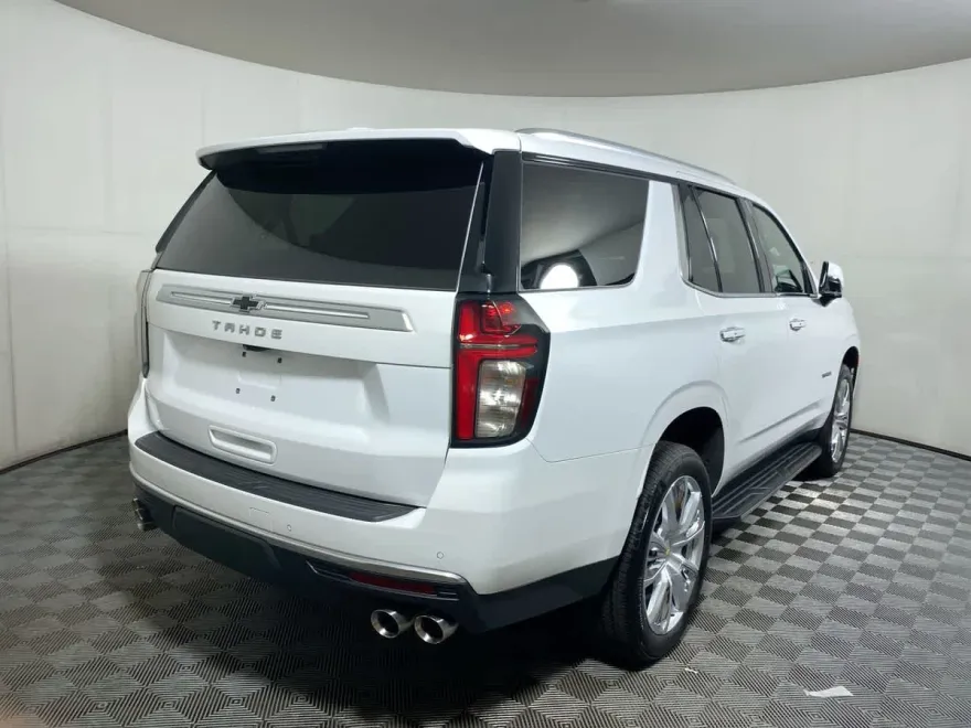 2022 Chevrolet Tahoe High Country photo 1