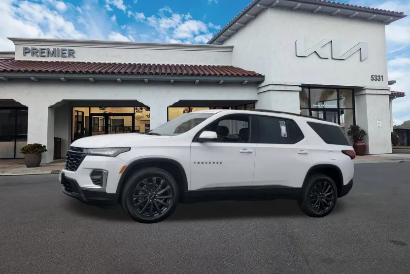 2023 Chevrolet Traverse RS photo 1
