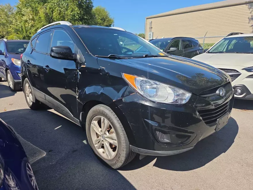 2011 Hyundai Tucson GLS photo 1