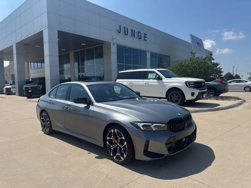 2025 Bmw 330i xDrive Sedan photo 1
