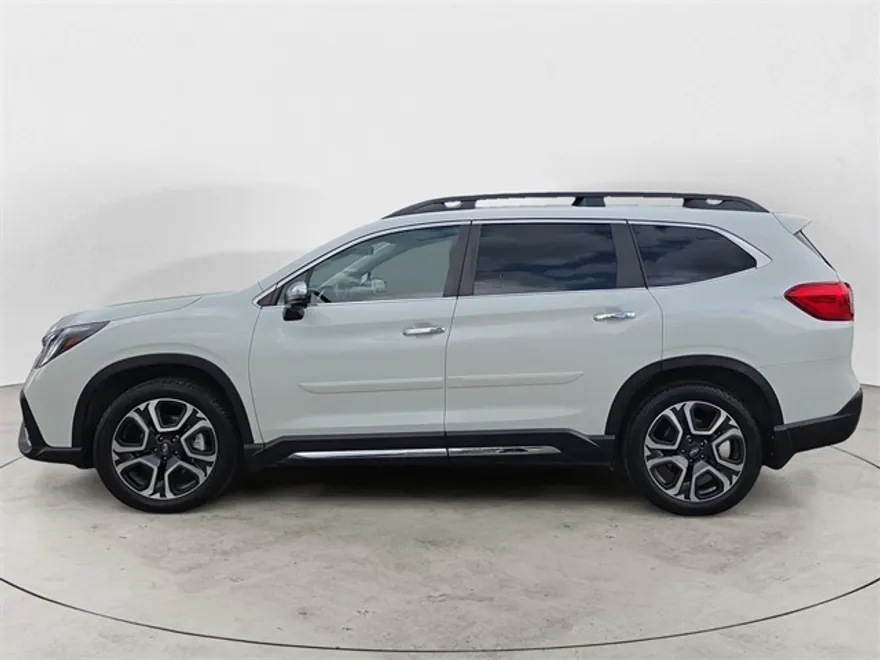 2023 Subaru Ascent Touring photo 1