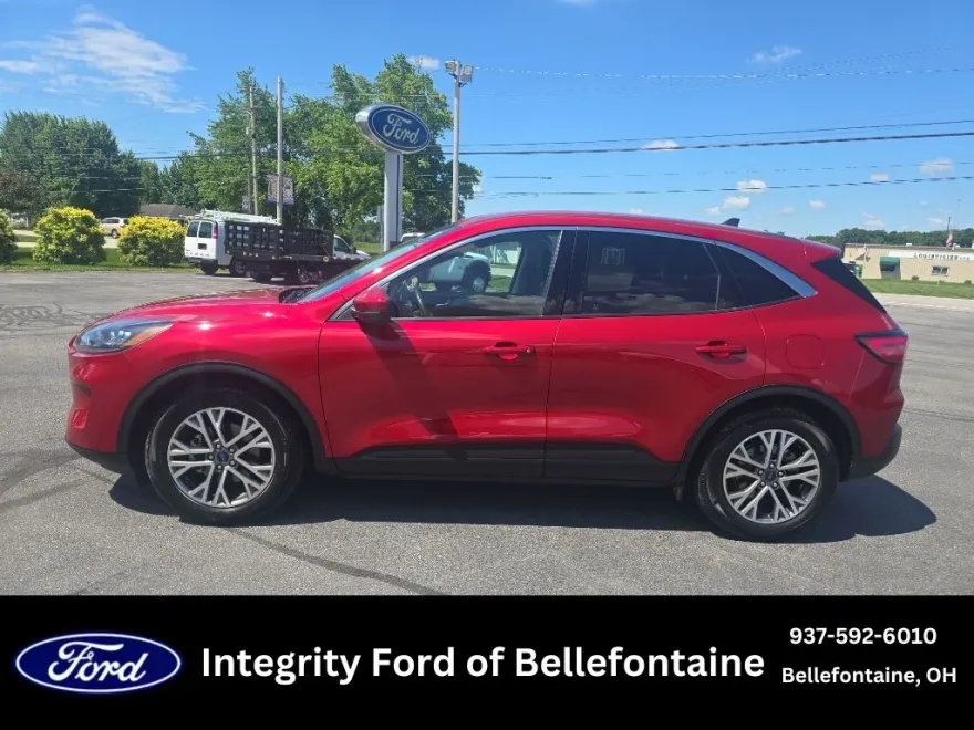 2022 Ford Escape SEL photo 1