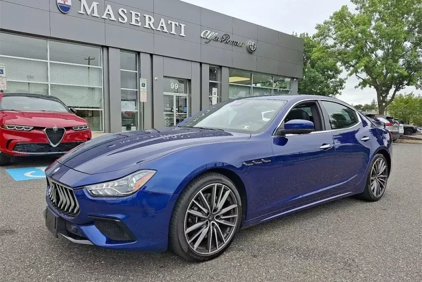 2020 Maserati Ghibli S Q4 photo 1