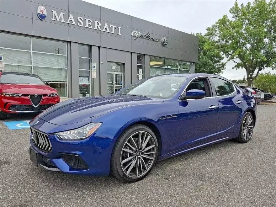 2020 Maserati Ghibli S Q4 photo 1