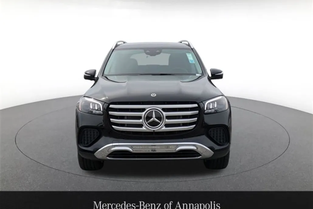 2026 Mercedes Benz GLS 450 4MATIC photo 1