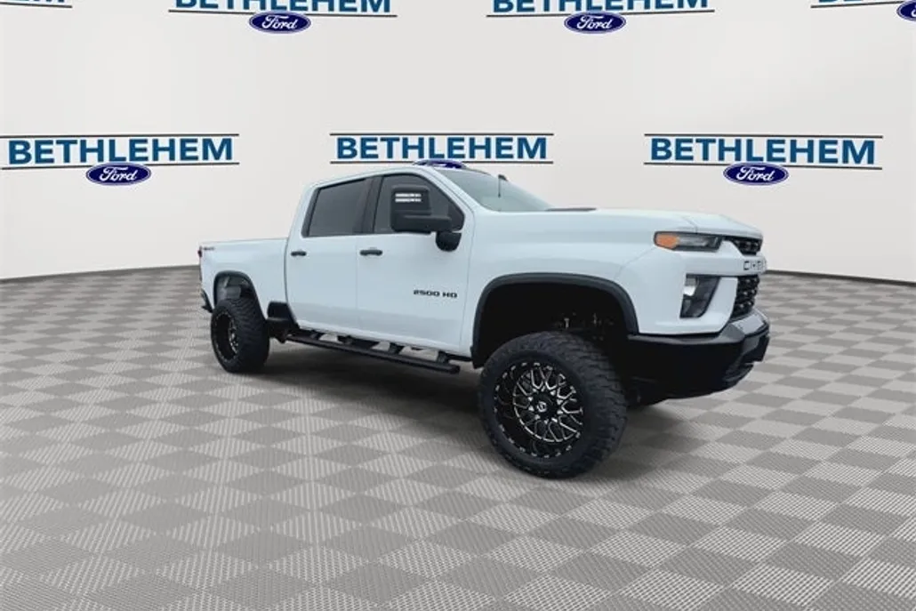 2021 Chevrolet Silverado 2500HD Custom photo 1