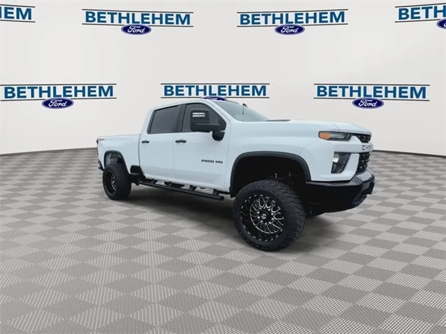 2021 Chevrolet Silverado 2500HD Custom photo 1