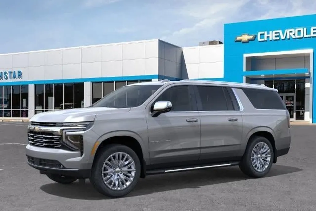 2025 Chevrolet Suburban Premier photo 1