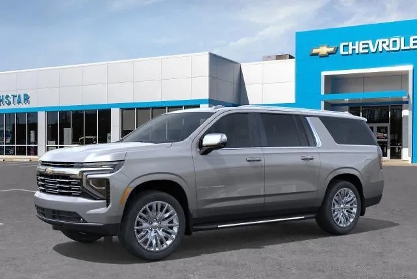 2025 Chevrolet Suburban Premier photo 1