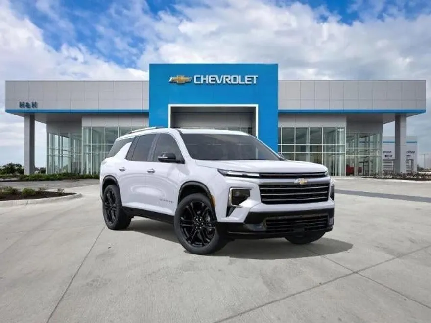 2026 Chevrolet Traverse High Country photo 1
