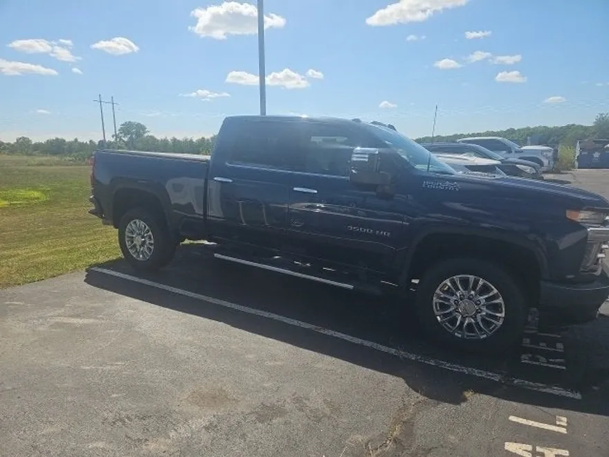2020 Chevrolet Silverado 3500HD High Country photo 1